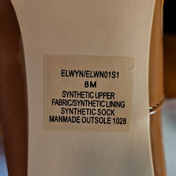 *NEVER BEEN WORN* Steven Madden shiny brown boots - Picture 2 of 4